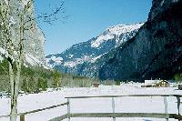 lauterbrunnenn4_thumb.jpg (9505 �o�C�g)